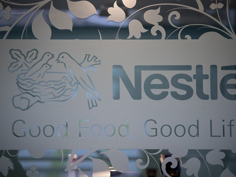La rentabilité de Nestlé mise à mal en 2022