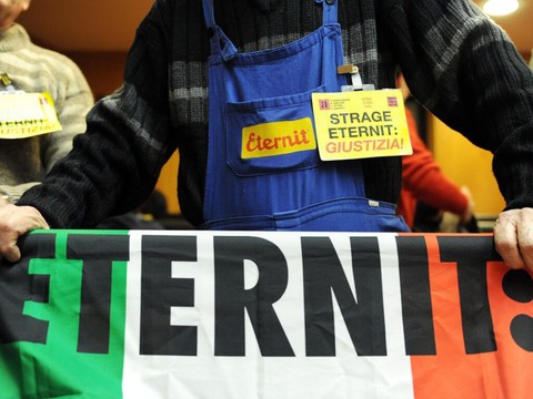 Peine réduite en appel à Turin pour Stephan Schmidheiny