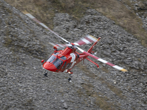 Un homme sauvé grâce à son smartphone aux Grisons