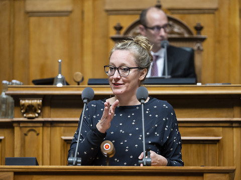 La Suisse doit viser les matières premières russes, selon les Verts