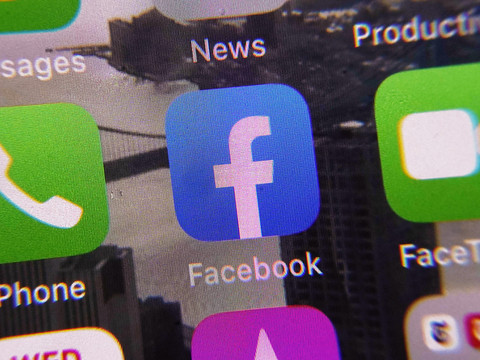 Facebook et Instagram lancent un abonnement payant en Australie