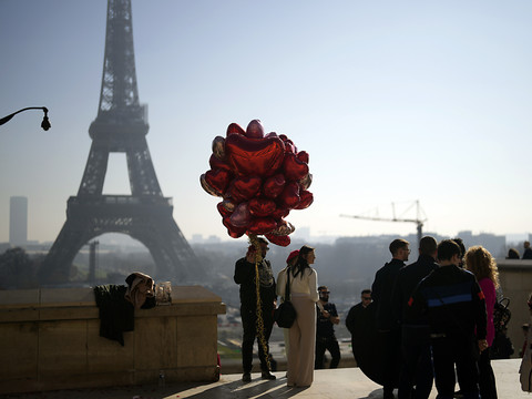 France: le moral des ménages reste très dégradé en février