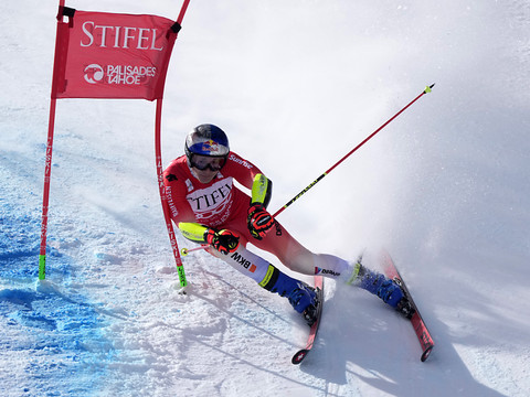 Géant: Odermatt en tête après la 1re manche