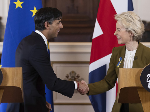 Londres et Bruxelles arrivent à un compromis sur l'Irlande du Nord