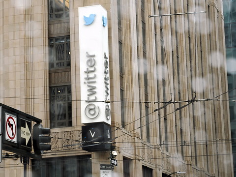 Chez Twitter, hémorragie d'employés, d'utilisateurs et d'annonceurs