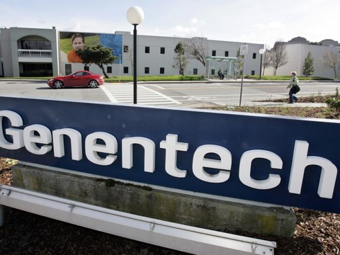 Genentech (Roche) dépose plainte contre Biogen