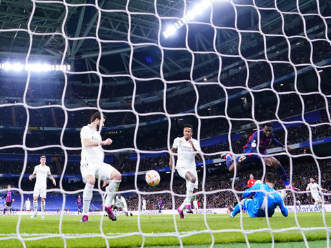Barcelone s'impose sur la pelouse du Real Madrid