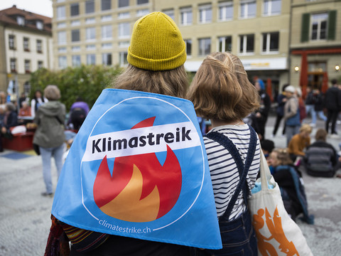La Grève du climat manifeste contre les centrales de réserve