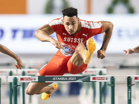 60 m haies: Joseph et Ditaji Kambundji assurent