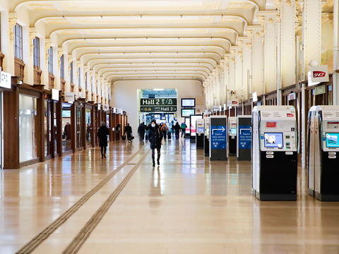 Retraites: les syndicats saluent une 
