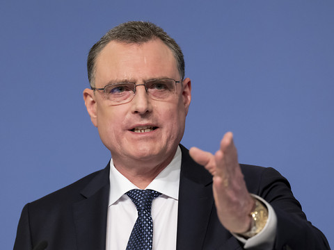 L'inflation est aussi trop élevée en Suisse, selon Thomas Jordan