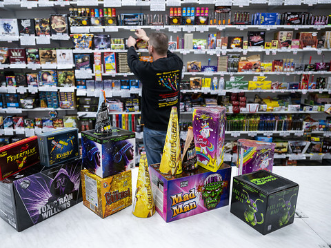 Le Conseil des Etats veut un rapport sur la pyrotechnie de loisir