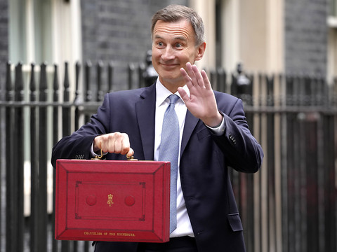 Londres annonce un budget d'aides face au coût de la vie