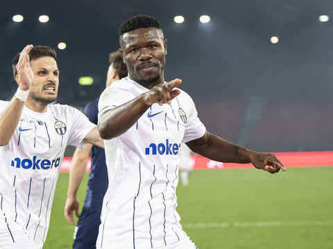 Aiyegun Tosin: un doublé pour une victoire