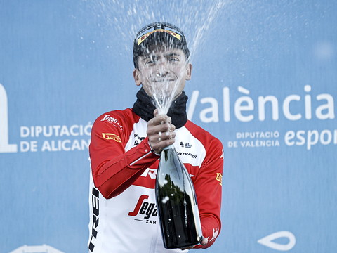 Victoire au sommet pour Ciccone devant Roglic et Evenepoel