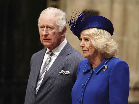 Visite en France de Charles III reportée à cause des manifestations