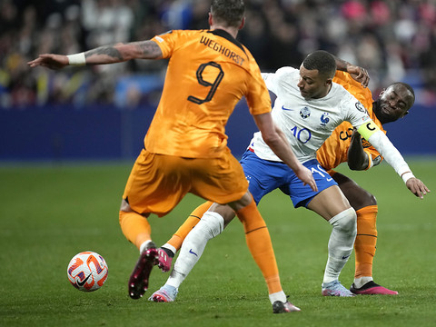 Les Bleus étrillent les Pays-Bas