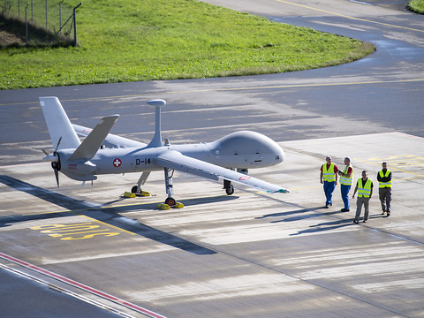 L'armée suspend l'exploitation des drones de reconnaissance
