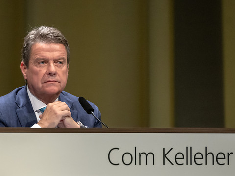 Les actionnaires d'UBS confirment Colm Kelleher à la présidence