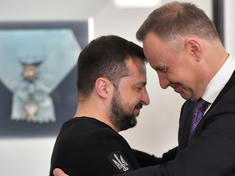 Poutine accuse les Occidentaux, Zelensky obtient de nouveaux MiG