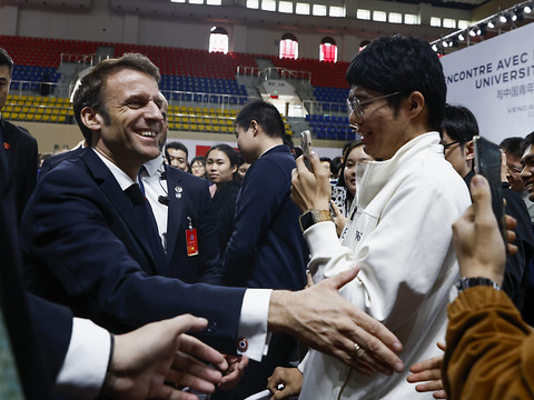 Xi prêt à travailler avec Macron au retour de la paix en Ukraine