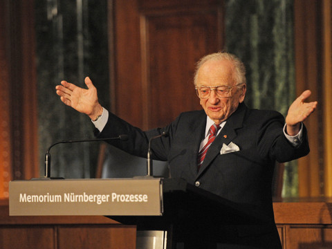 Le dernier des procureurs de Nuremberg est décédé à 103 ans