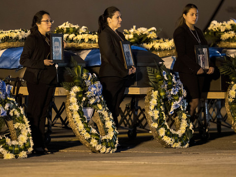 Migrants morts au Mexique: 17 corps rapatriés au Guatemala