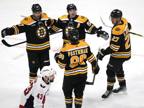 Records de victoires et de points pour Boston en saison régulière