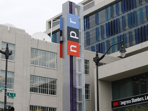 La radio américaine NPR quitte Twitter, Musk reconnaît des erreurs