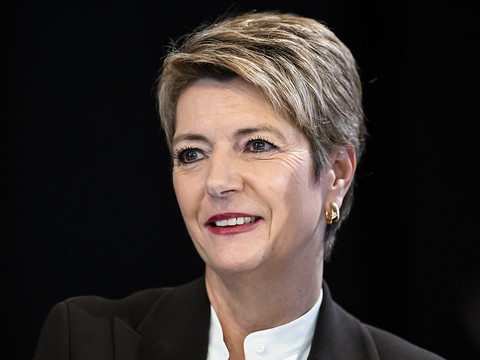 Credit Suisse: l'action de la Suisse saluée par le FMI et le G20