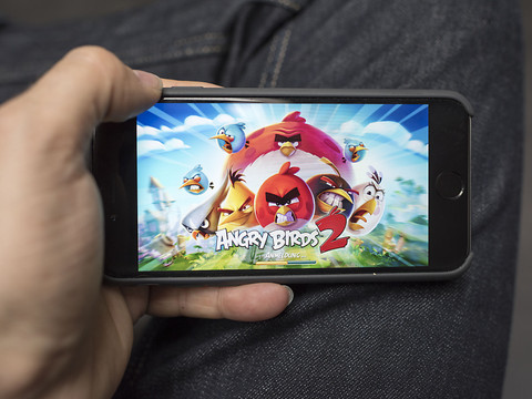 Le japonais Sega va racheter le créateur finlandais d'Angry Birds