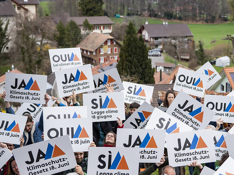 Un comité interpartis s'engage en faveur de la loi sur le climat