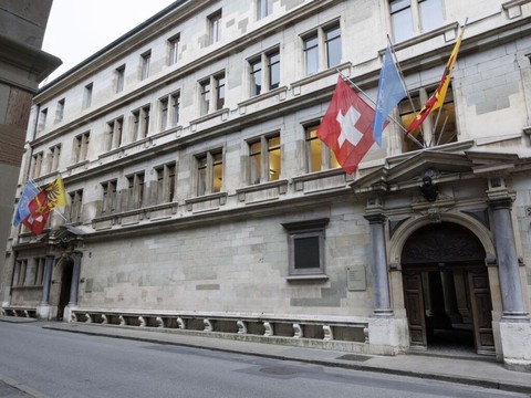Appel de Genève: cofondatrice faite Officier de la Légion d'honneur