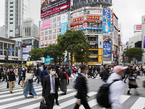 Japon: déficit commercial plus faible en mars