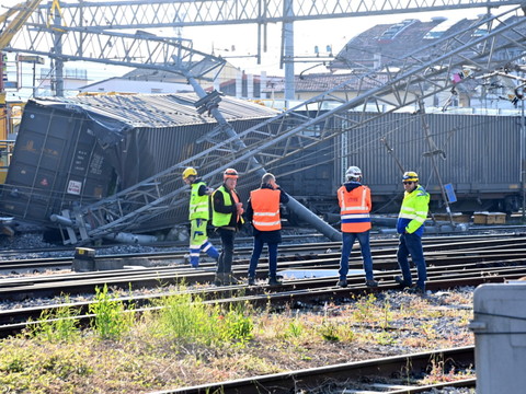 Le trafic ferroviaire nord-sud bloqué après un déraillement