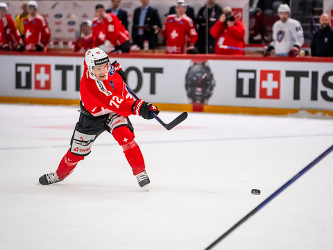 La Suisse domine la France 6-0 à Lausanne
