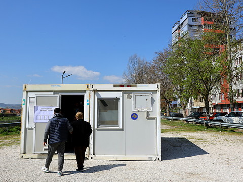 Les Serbes du Kosovo boycottent les municipales