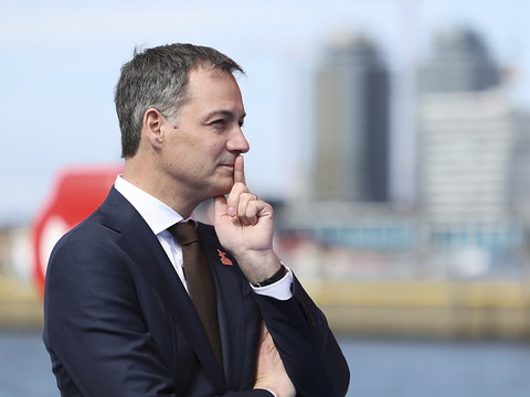 Neuf pays européens à Ostende pour décupler l'éolien en mer du Nord