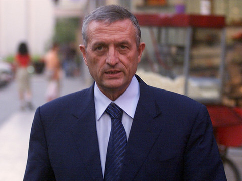 Décès de l'ancien ministre français de la Défense François Léotard