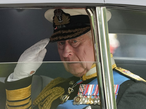 Alain Berset assistera au couronnement du roi Charles III