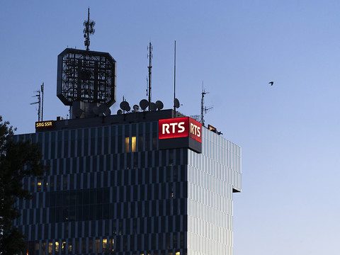 Concession de la SSR prolongée mais d'abord une évaluation générale