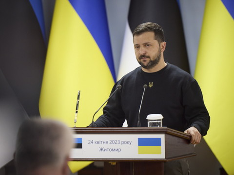 Au téléphone avec Zelensky, Xi appelle à 