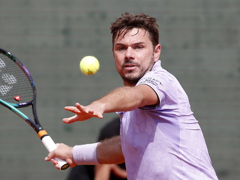 Wawrinka s'en sort en trois sets face à Cressy