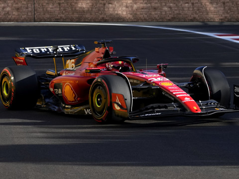 La pole pour Charles Leclerc à Bakou