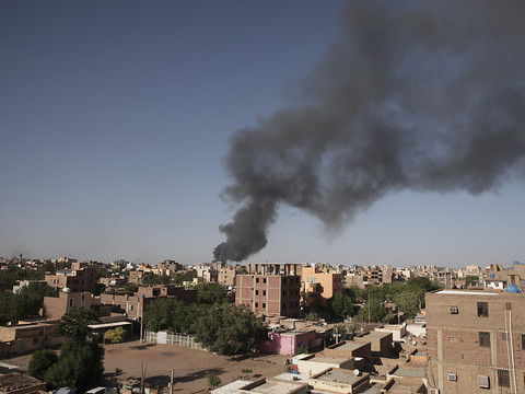 Violents combats à Khartoum, la trêve sur le point d'expirer