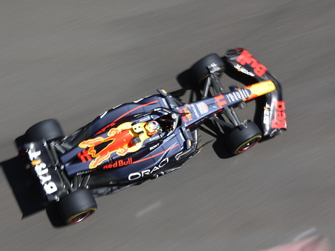 GP d'Azerbaïdjan: Perez s'impose devant Verstappen