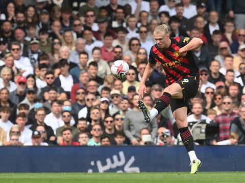Premier League: Manchester City nouveau leader