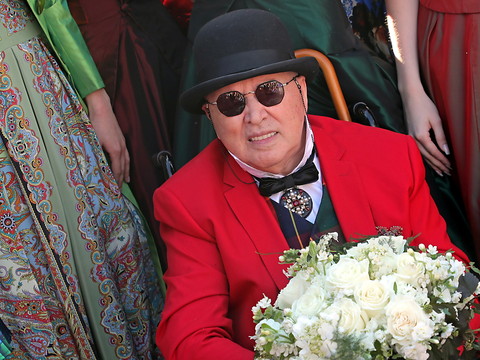 Décès du couturier Slava Zaïtsev, le 