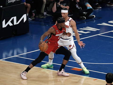 Miami commence victorieusement sa série