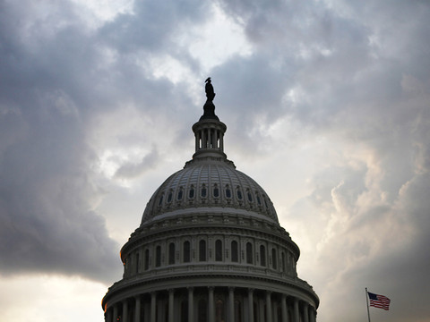 Les Etats-Unis font un pas de plus vers un défaut sur leur dette